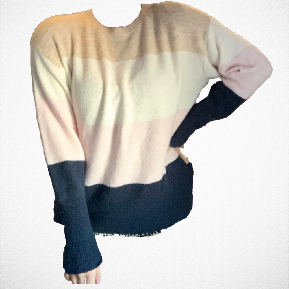 PASTEL STRIPED SWEATER